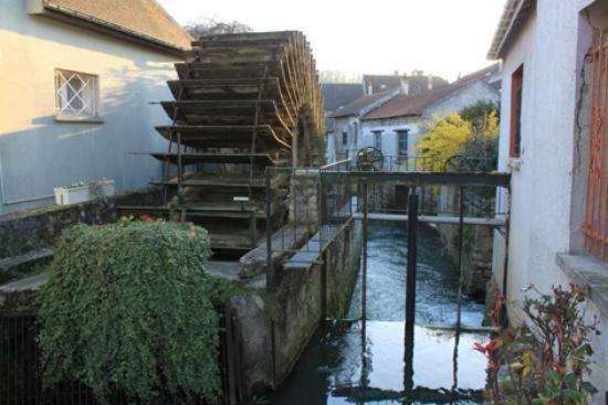 Charmant Village Proche Disneyland & Paris Crecy-la-Chapelle Exterior foto